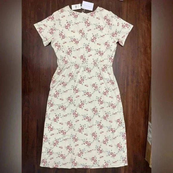 WAYF Alexa Short Sleeve Front Slit Midi Dress Ivory Whisper Pink Floral 1X NWT - Picture 12 of 14